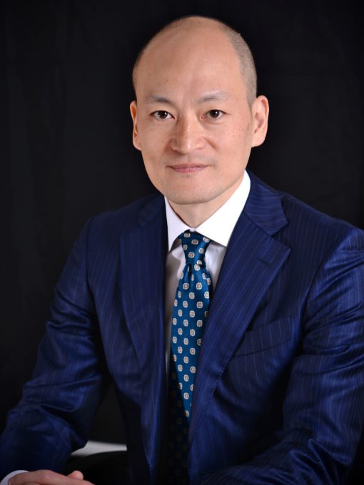 代表 中川洋一